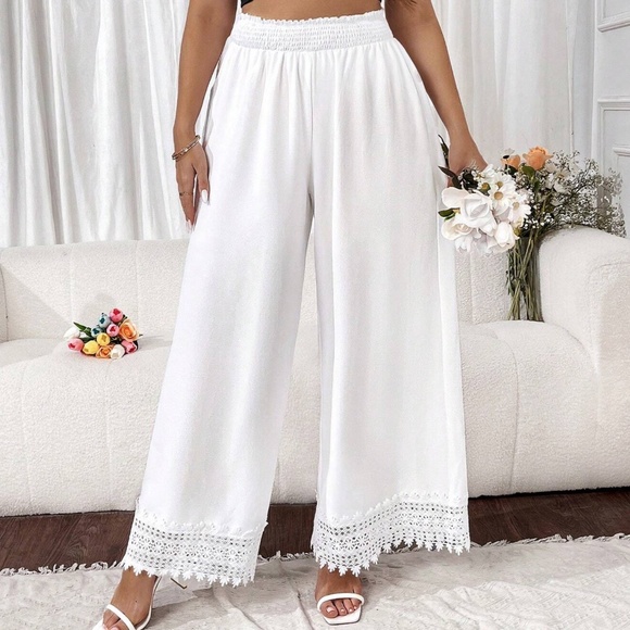 Plus Solid Lace Hem High Waisted Wide leg Pants - Picture 4 of 4